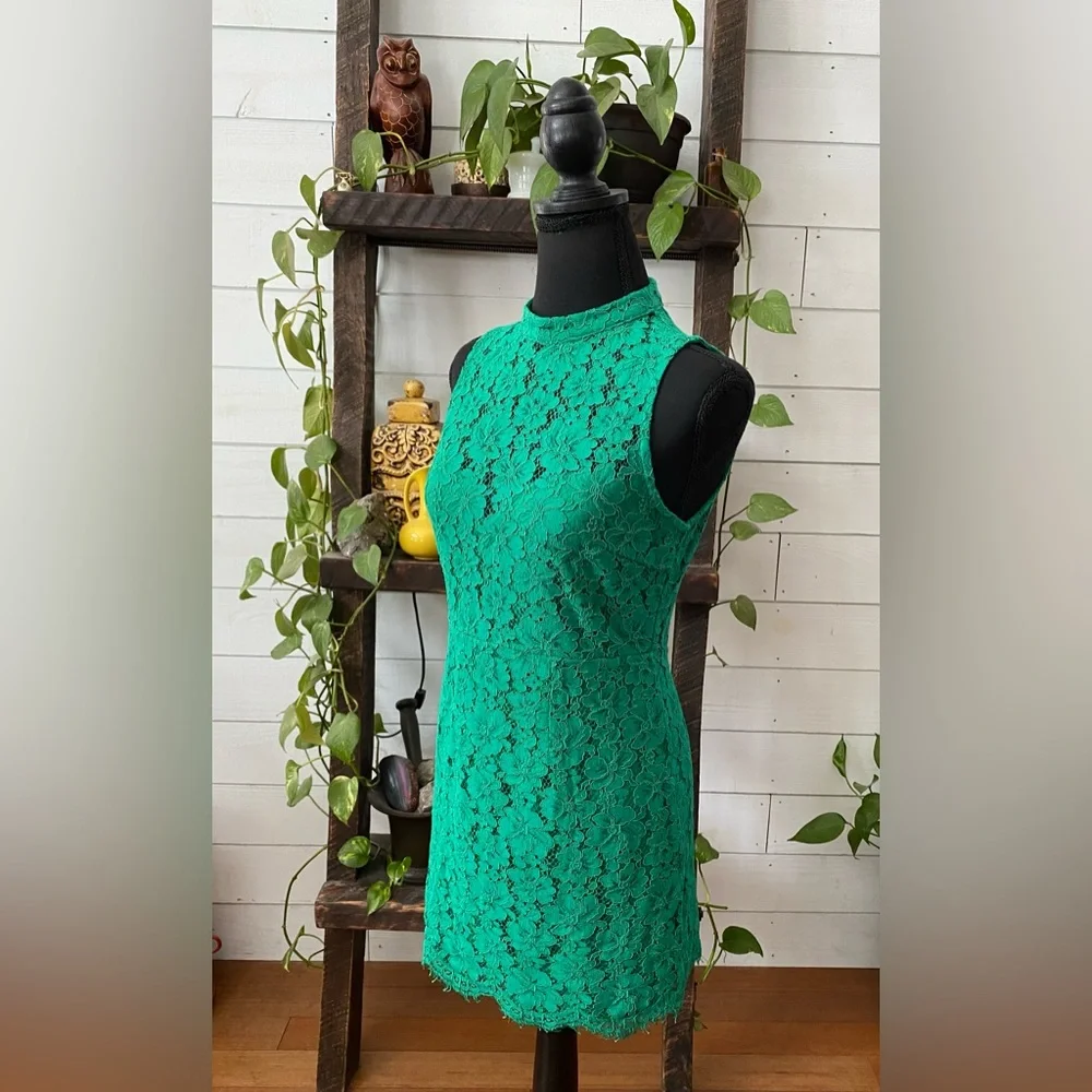 Lulus: Women’s Grass Green Lace Dress Size Medium